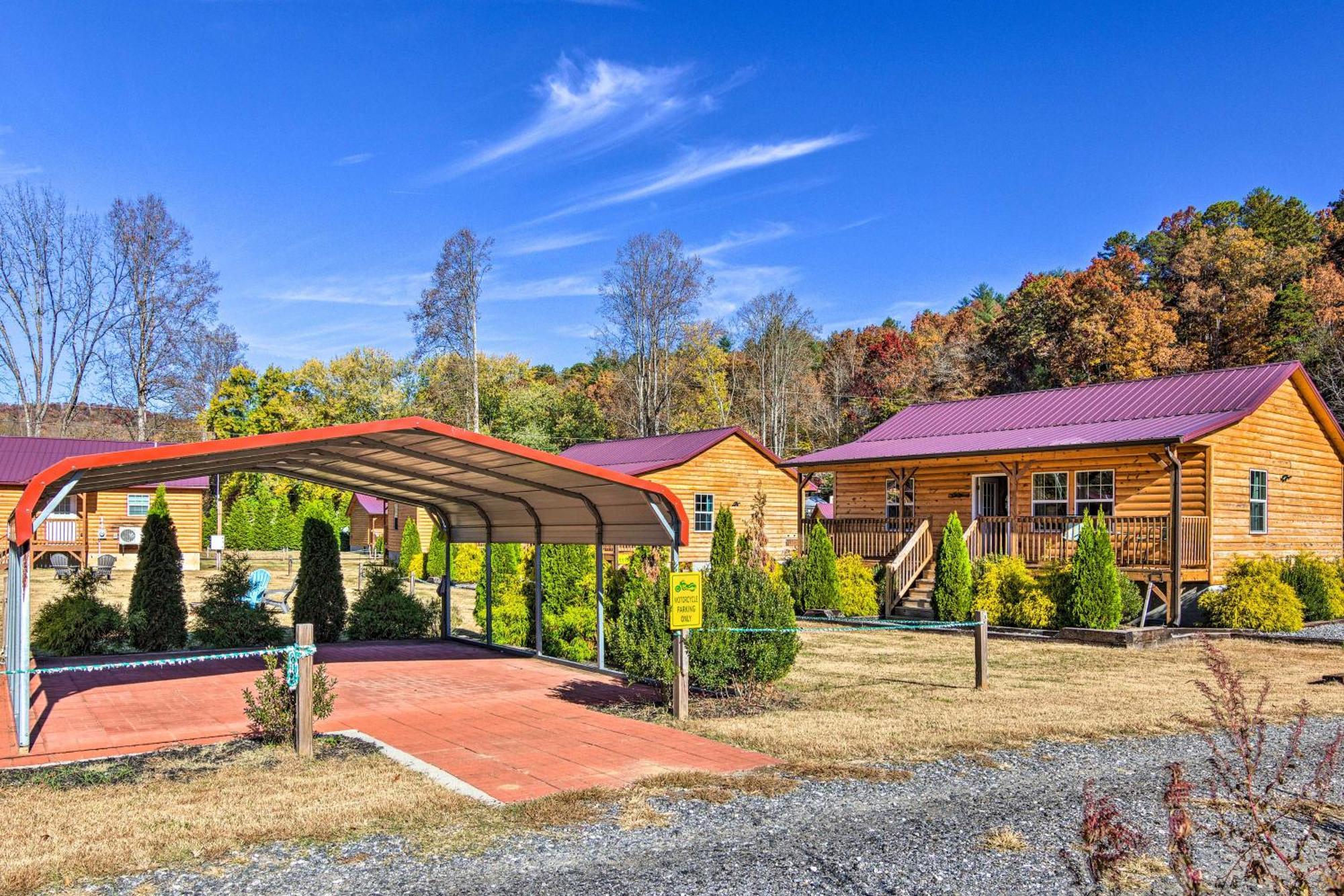 Cozy Smoky Mountain Cabin By Tuckasegee River! Bryson City Luaran gambar