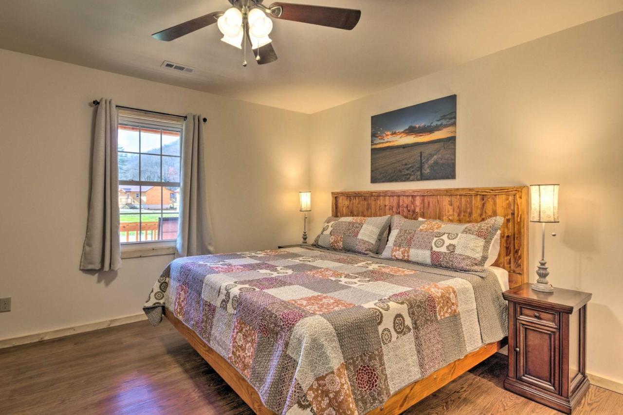 Cozy Smoky Mountain Cabin By Tuckasegee River! Bryson City Luaran gambar
